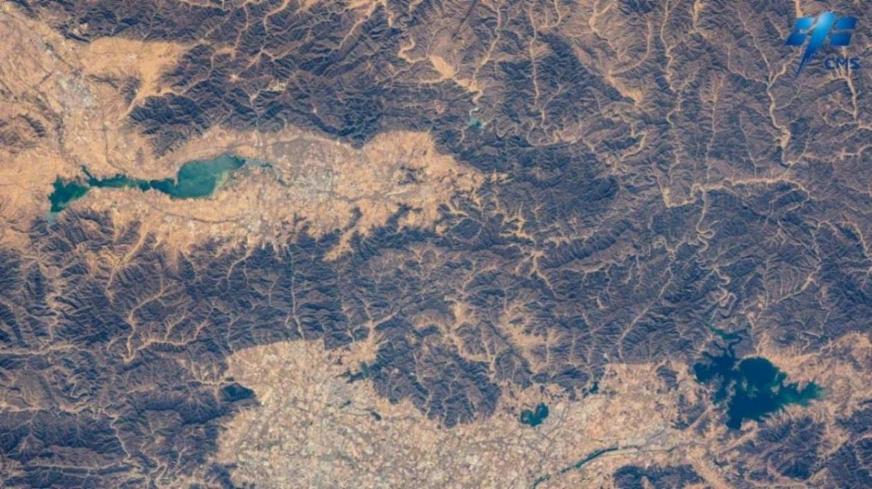 太空視角尋家鄉:“神十七”乘組震撼大片上新