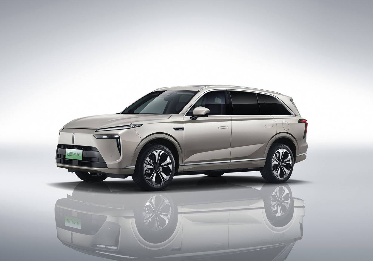 奇瑞增程新車將上市,傳統車企紛紛擁抱增程?多擋插混吃力不討好