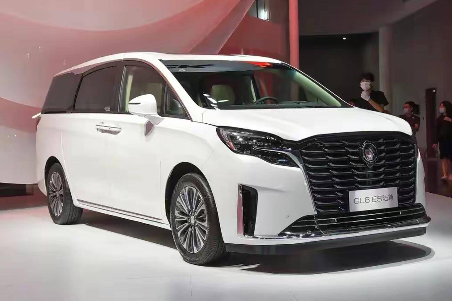 Q1銷量僅為16790臺,別克GL8獨(dú)占鰲頭的時代,恐怕一去不復(fù)返了