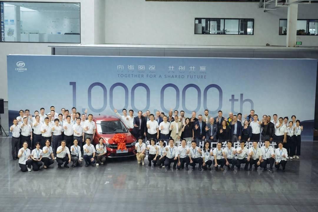 遠銷40多個國家和地區,上汽通用五菱累計出口量達100萬臺