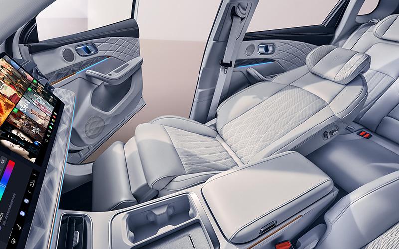 12.99萬元起的哪吒L能讓哪吒汽車重回正軌么?