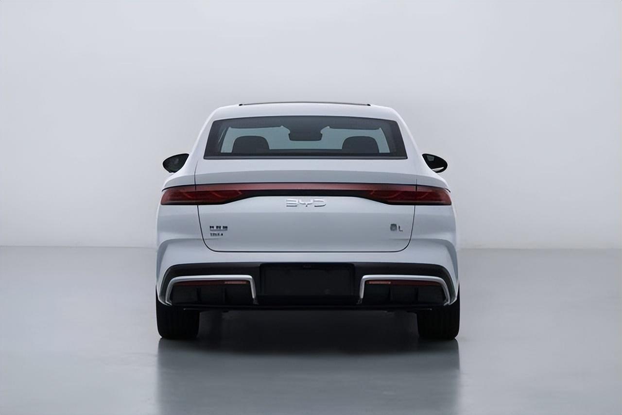 說實話,我這個90后迪粉已經被比亞迪的新車徹底圈粉了