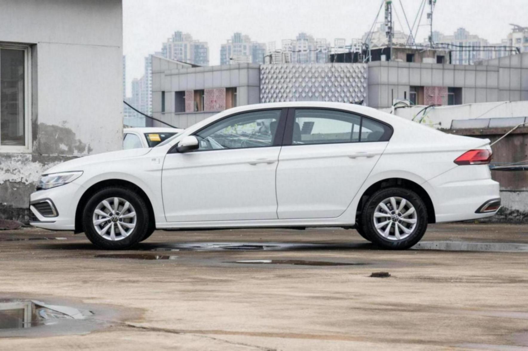 連續(xù)兩個(gè)月銷量未能超8000輛,大眾寶來為何賣不動(dòng)了?