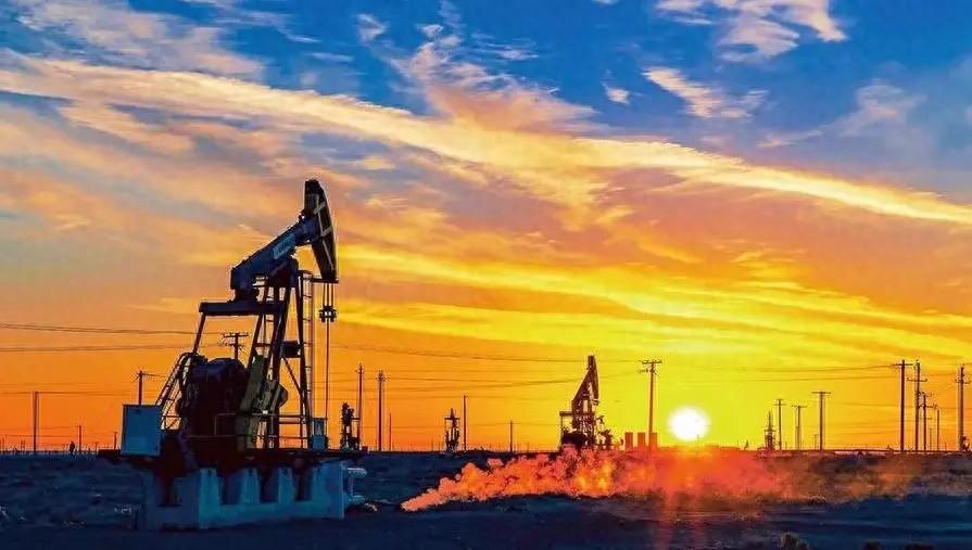 新能源汽車,不僅僅是“彎道超車”|九派時評