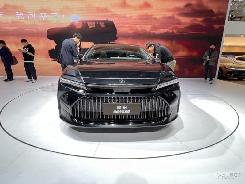 29.9-34.9萬元 豐田皇冠Senda正式上市