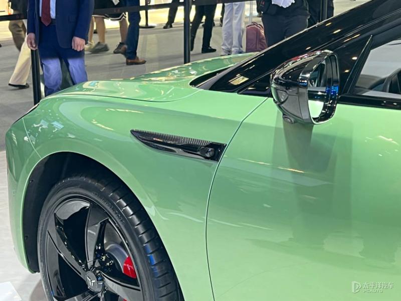 2024北京車展:紅旗EH7敞篷版首發(fā)亮相