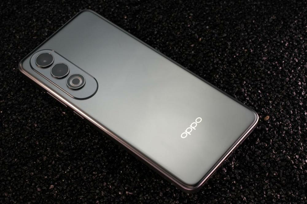 百瓦閃充+超長(zhǎng)續(xù)航體驗(yàn)全面升維:OPPO K12評(píng)測(cè)