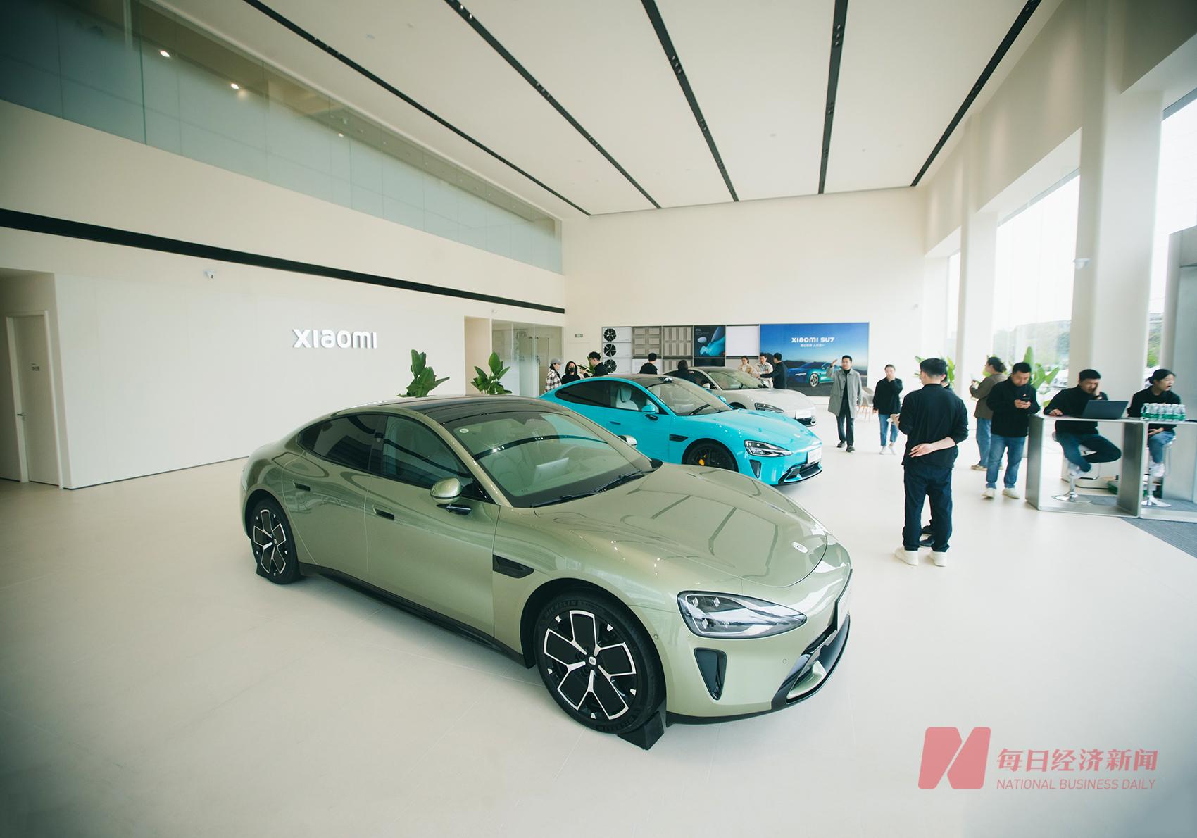 小米SU7今年交付目標為10萬輛 雷軍:今天的小米和過去很不一樣了