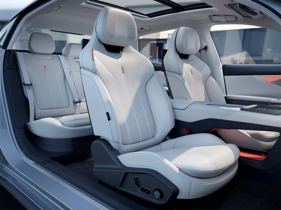 領克07 EM-P開啟預售,預售價18萬元起!