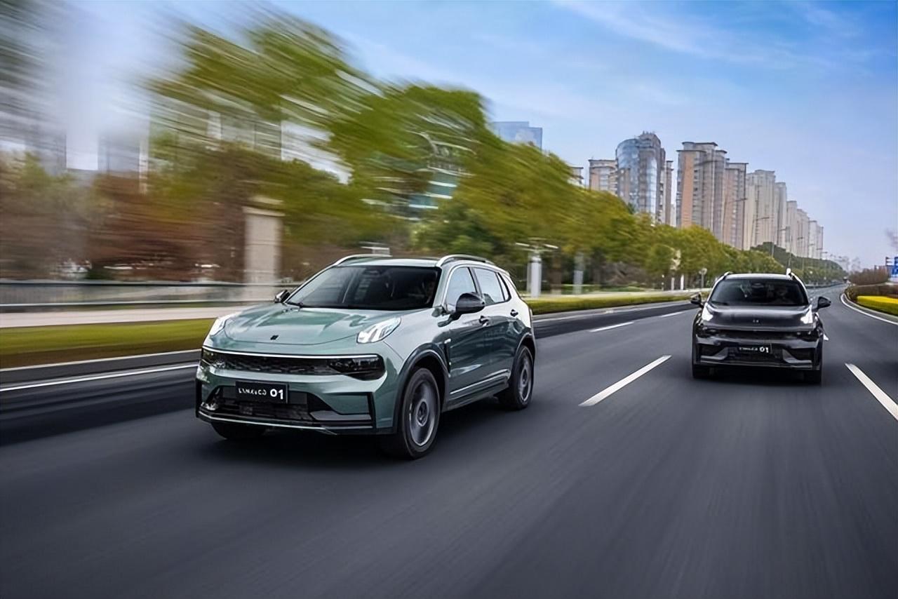 緊湊級(jí)SUV比拼:領(lǐng)克01和本田CR-V孰強(qiáng)孰弱?