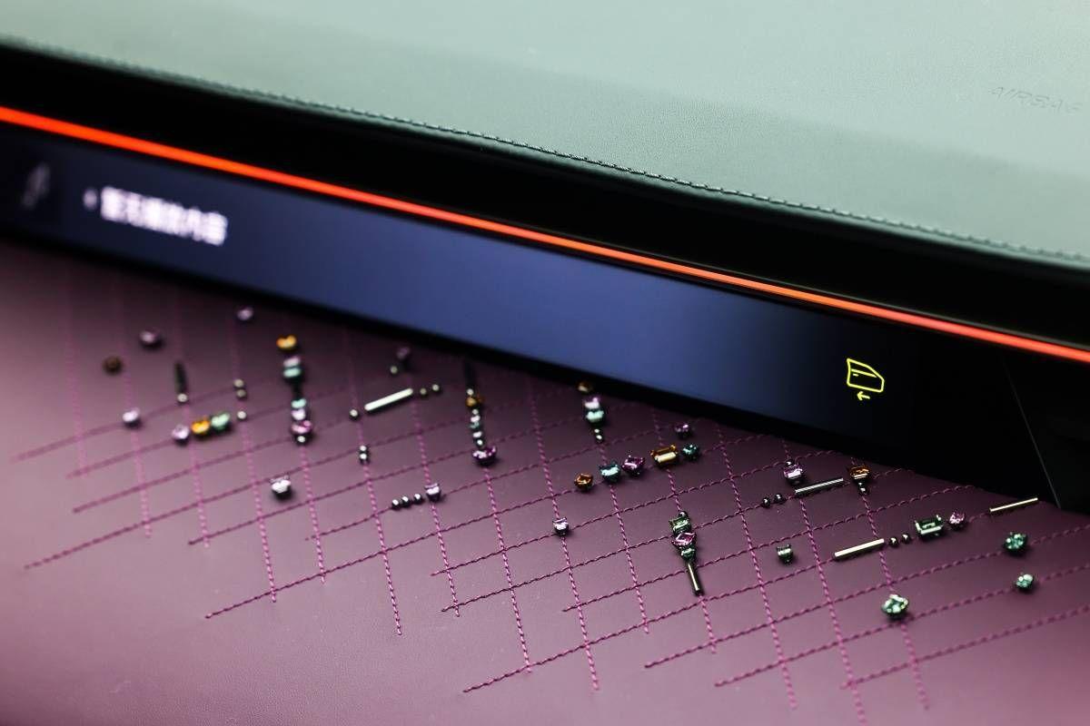 路特斯和蔚來達成了重磅合作,還宣布了一個新品牌