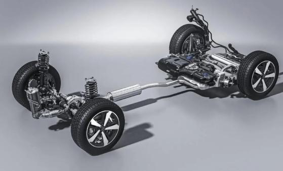 新408龘龘款與大眾速騰:誰是真正的“六邊形戰士”?