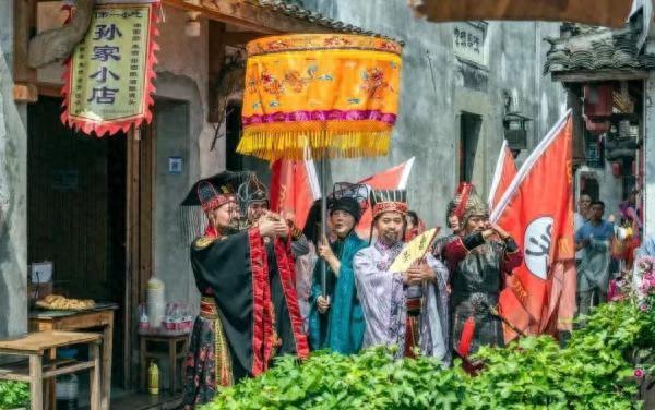 風(fēng)物風(fēng)情各顯特色,“五一”假期長(zhǎng)三角多地鄉(xiāng)村旅游火爆