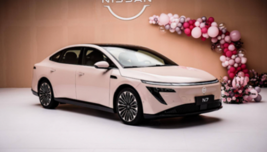 背刺老車主以對抗強敵,小鵬MONA M03價格暴降,13萬就能買MAX版本