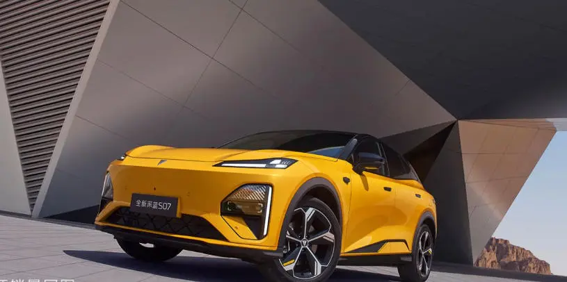 全新深藍S07成都車展亮相 標配自適應懸架與華為智駕 全新深藍S07成都車展亮相 標配自適應懸架與華為智駕