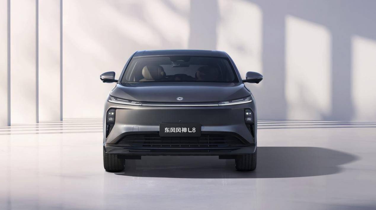 空間/配置越級,性能兼顧節能,東風風神L8成都車展上市