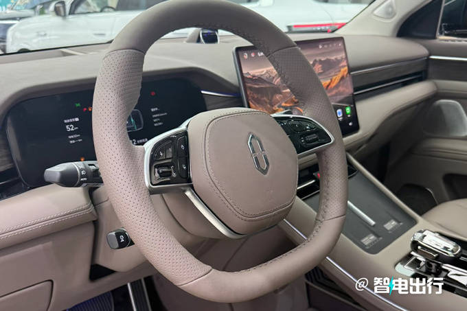 問界確認:全新M7后天開訂!老款優(yōu)惠不小,怎么選?