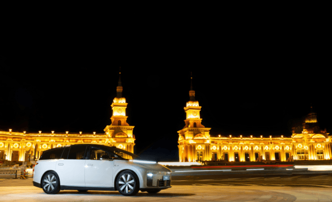 理想二季度營收下滑,預計三季度收入銳減四成?