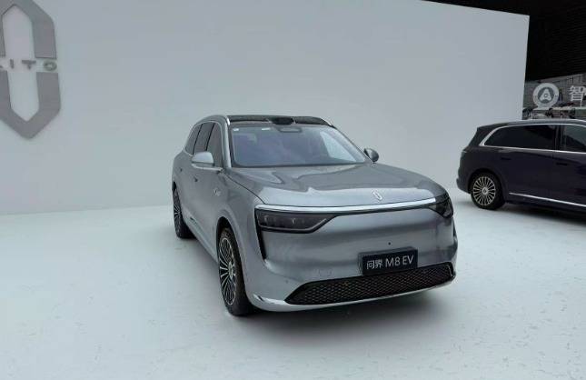 鴻蒙智行“踩電門”,新品集中下餃子,上演同門廝殺?