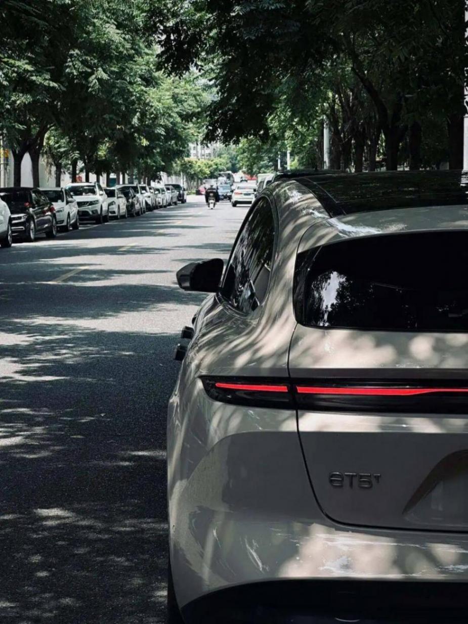 從智能化、電動化席卷汽車行業的那一刻起,智能輔助駕駛就成為一把最鋒利的匕首,刺向傳統車企的最深處