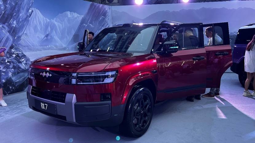 高端豪華為什么還敢賣這么低?方程豹鈦7的定價技巧和市場預期