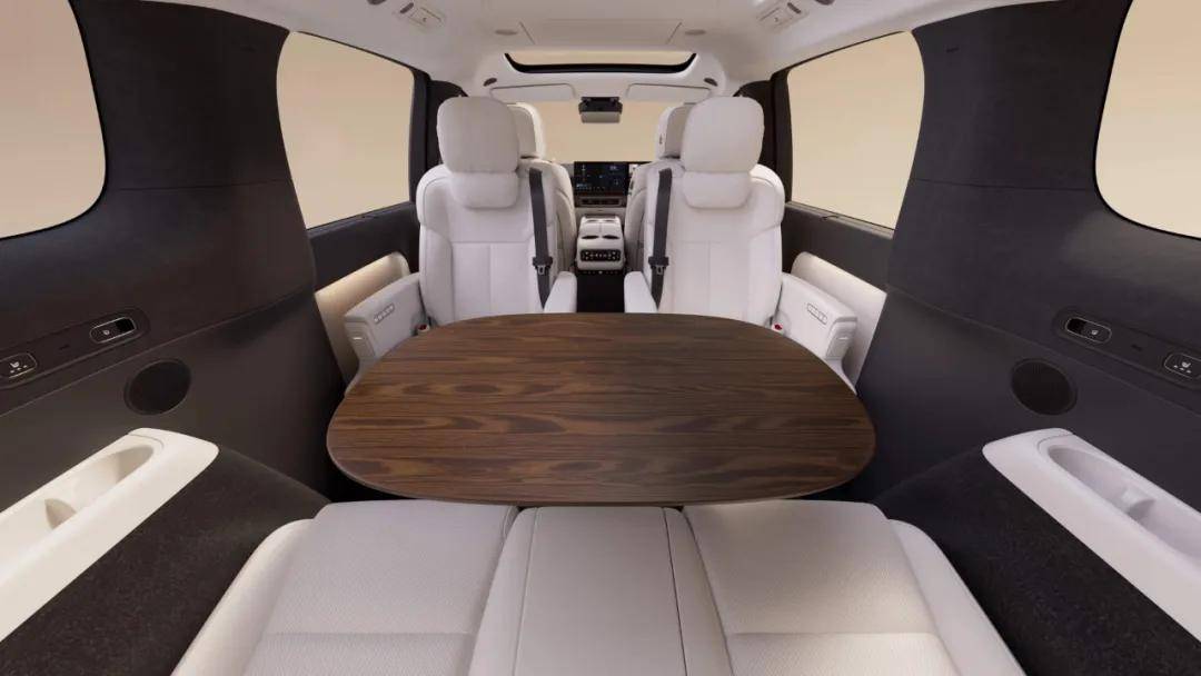 理想MEGA默默拿雙冠,量變背后是質變嗎?