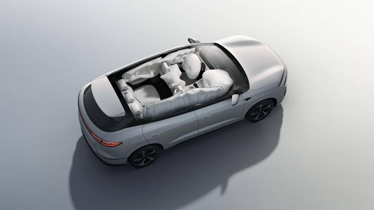 天神之眼C、云輦-C,雙C滿配超級(jí)體驗(yàn) 比亞迪海獅06廣州上市,打造出行新體驗(yàn)