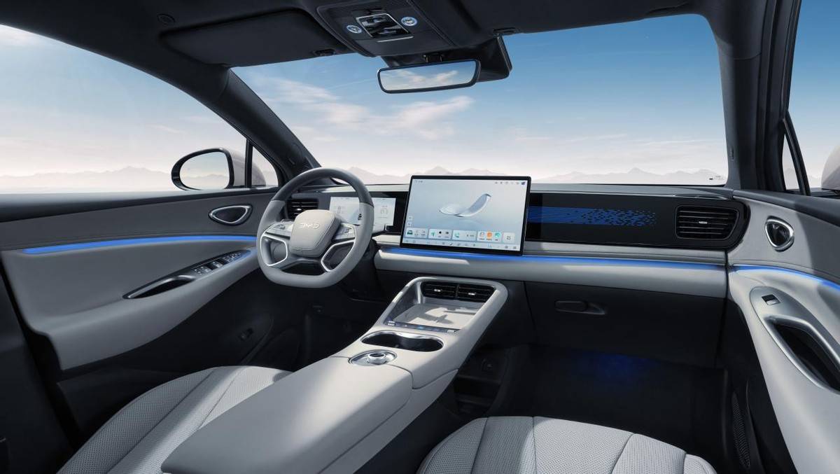 天神之眼C、云輦-C,雙C滿配超級(jí)體驗(yàn) 比亞迪海獅06廣州上市,打造出行新體驗(yàn)