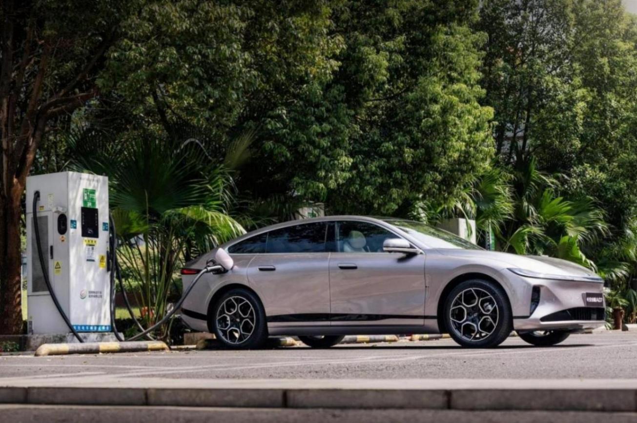 何以智勝,唯有超“長”:長安啟源A07的“破圈”哲學與用戶野心