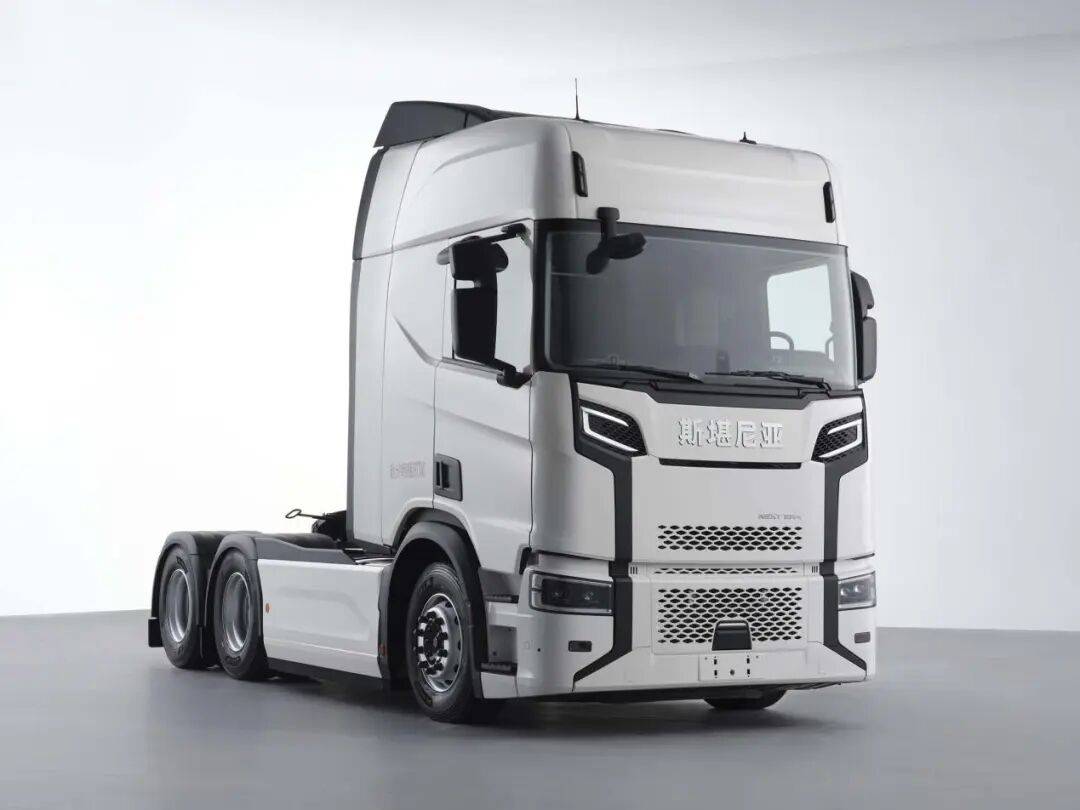 399批新車公告亮點:斯堪尼亞漢字Logo/Deepway平頭車/解放小卡吸睛