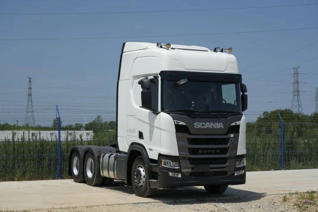 399批新車公告亮點:斯堪尼亞漢字Logo/Deepway平頭車/解放小卡吸睛