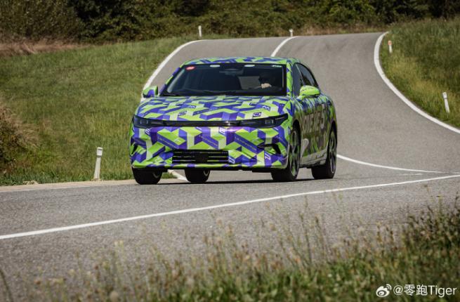 零跑Lafa5官方偽裝照公布,將于慕尼黑車展首發亮相 零跑Lafa5官方偽裝照公布,將于慕尼黑車展首發亮相