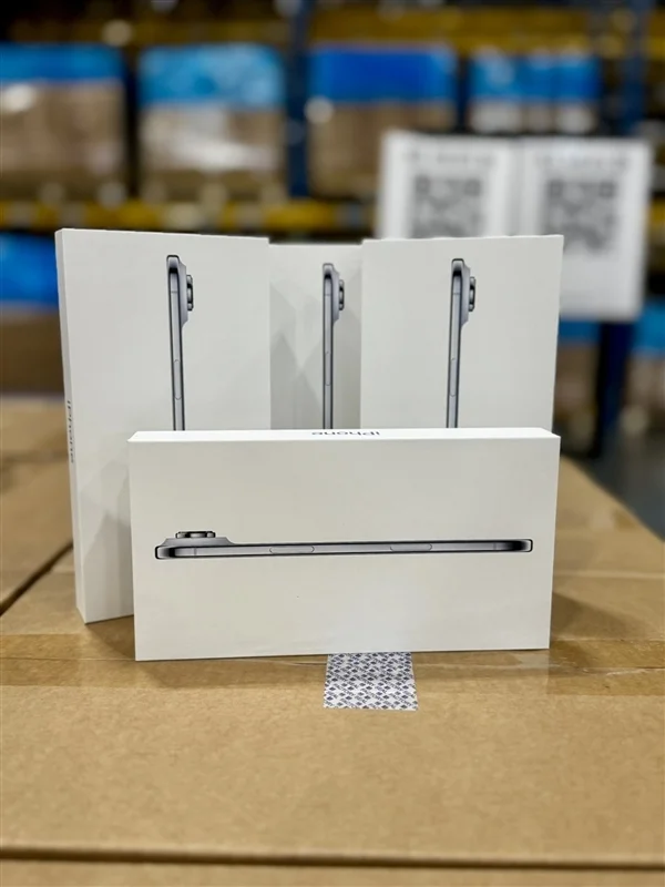 蘋果iPhone 17全系包裝盒亮相:繼續環保 無塑封、無充電頭 蘋果iPhone 17全系包裝盒亮相:繼續環保 無塑封、無充電頭