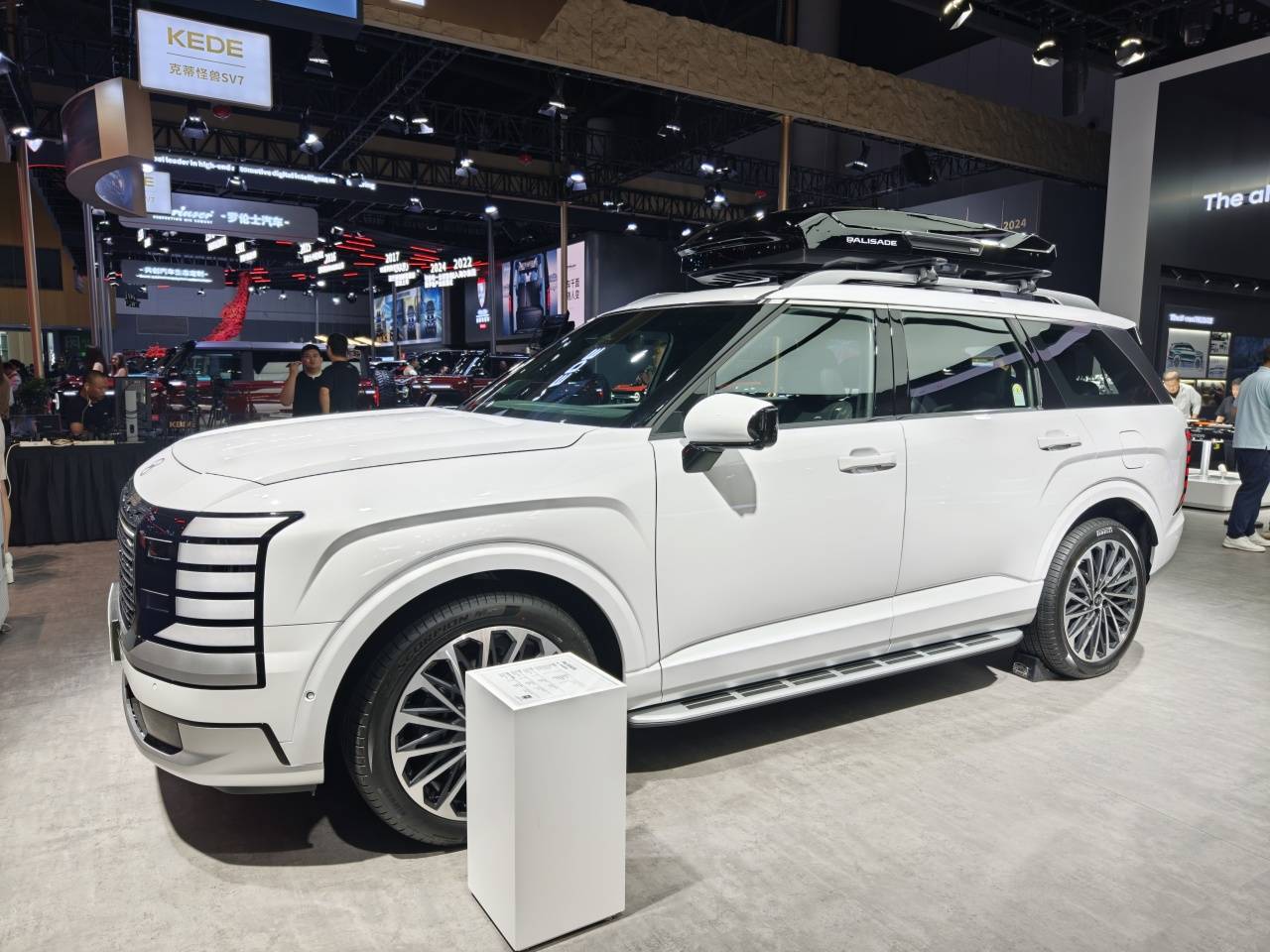 高烈度上市營(yíng)銷戰(zhàn)將從9月15日打響!新車超25款,誰(shuí)能跑贏決戰(zhàn)?