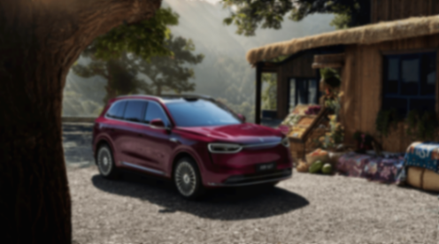 30萬級破局者!全新問界M7如何改寫家庭智慧SUV行業規則