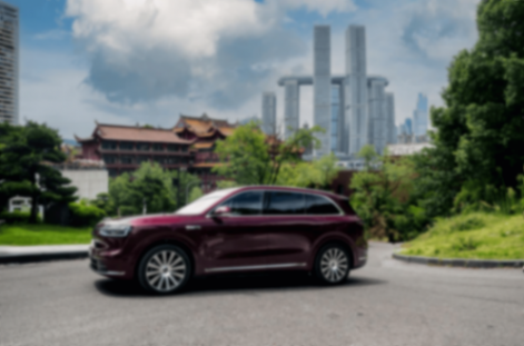 30萬級破局者!全新問界M7如何改寫家庭智慧SUV行業規則