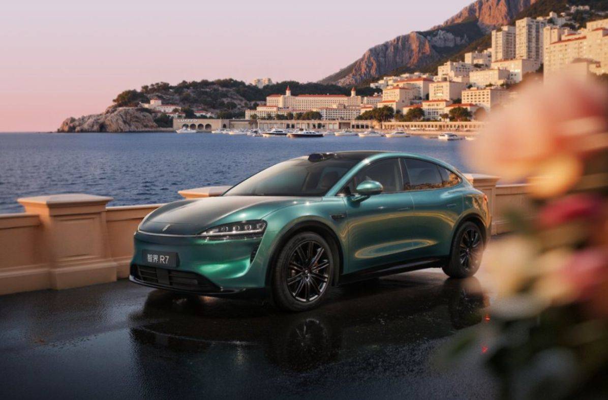 智界新款首批車主交付,18天極速交付背后的供應鏈生態戰