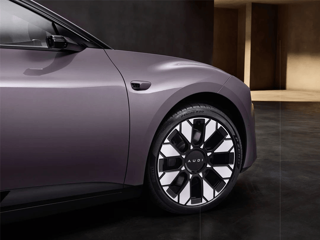 奧迪 E5 Sportback 豪華品牌的反擊來(lái)了