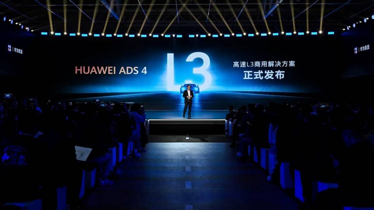 都帶滿血華為,3款新MPV來了,埃爾法的好日子結束了?