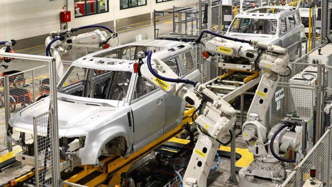 3.3萬(wàn)員工待崗,捷豹路虎汽車癱瘓謎