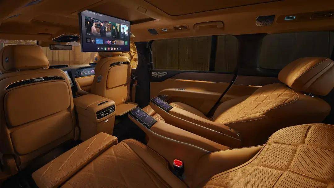 仰望U8L鼎世版,從產品標桿到市場引領的進化