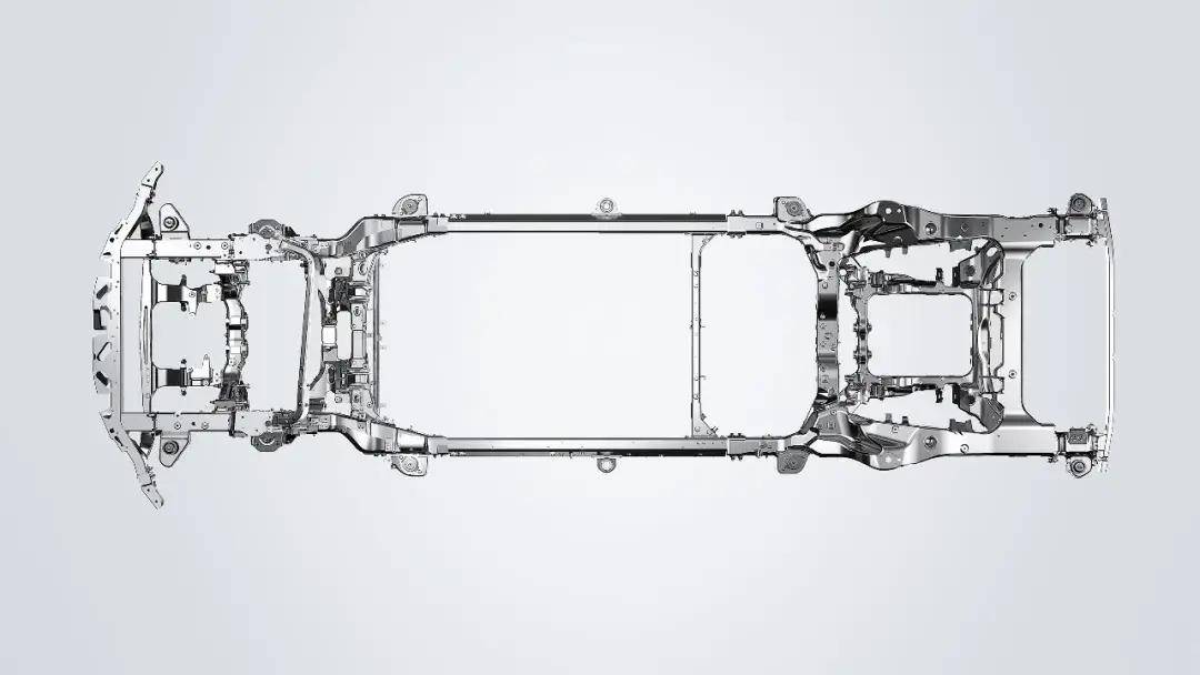 仰望U8L鼎世版,從產品標桿到市場引領的進化