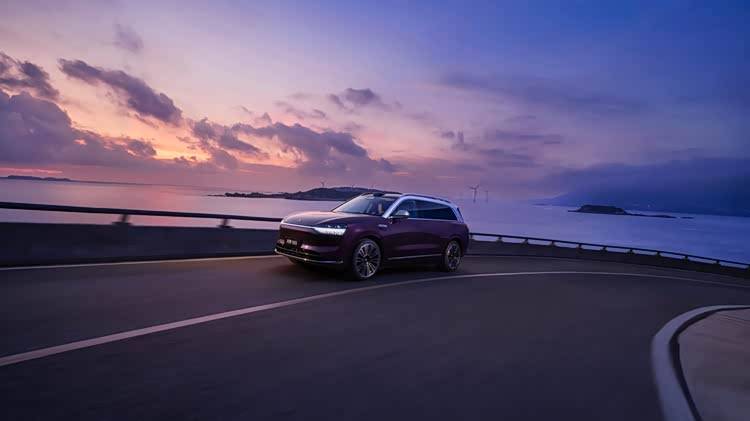 50萬級銷冠再進化,煥新的問界M9有多強?