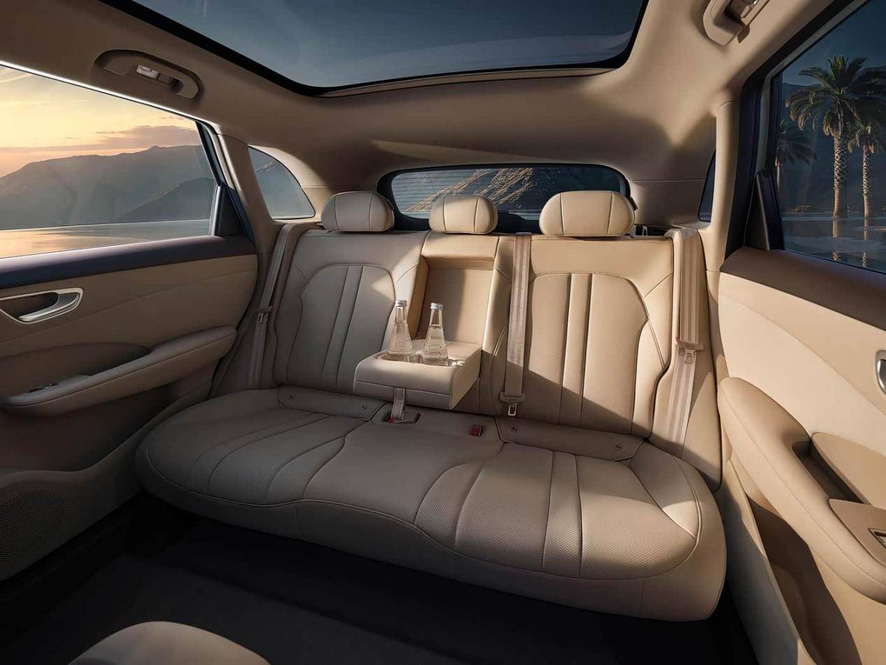 15.98萬元起售,搭載華為ADS4,尚界H5哪個版本值得選?