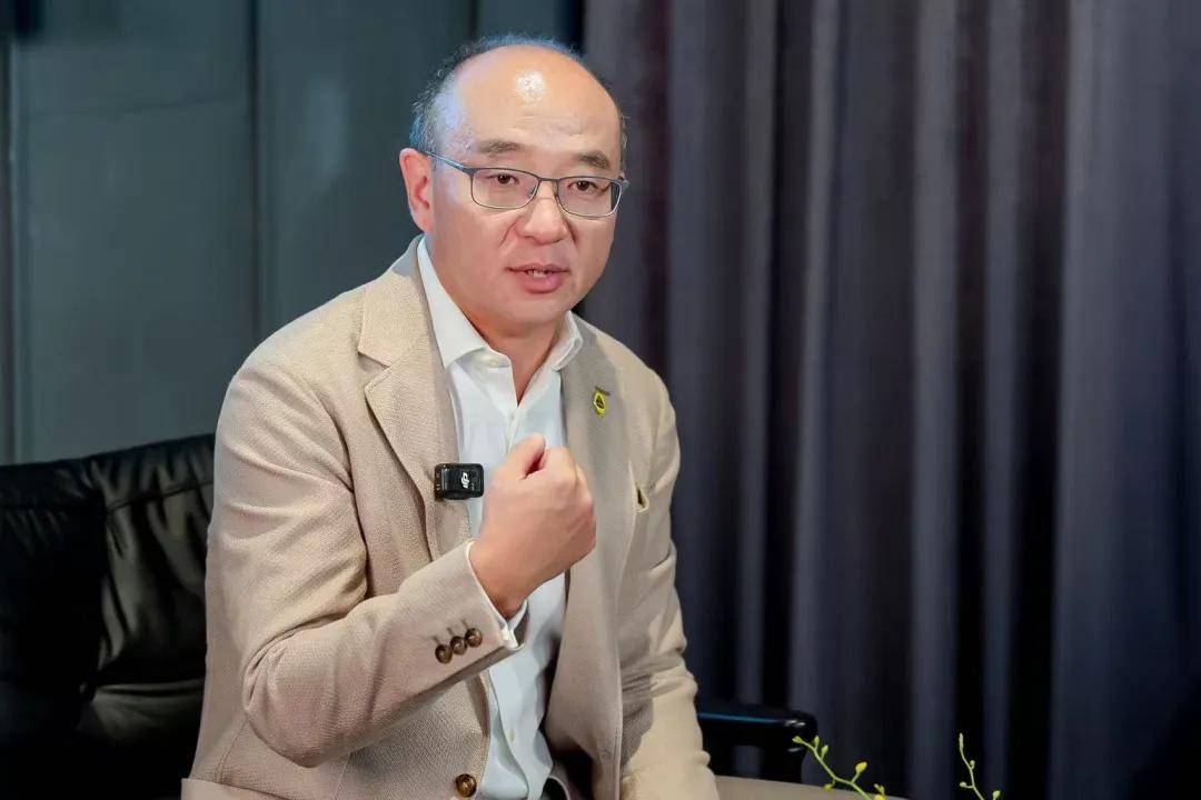 絕地求生“藍蓮花”|論一個超跑的自我修養