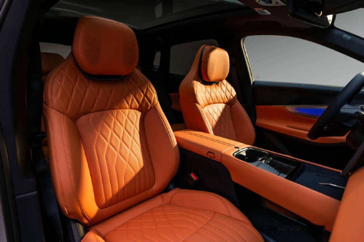 一覺醒來,領克900SUV公布了價格,輔助駕駛領域有很大提升空間。價格門檻也比競品略高