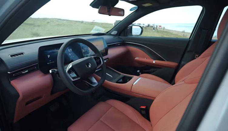 試駕長安CS55 PLUS:新能源時代下的爆款油車