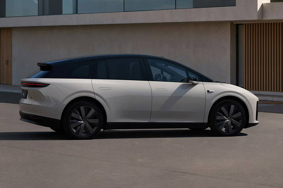 續航720km/后驅單電機 理想i6上市指導價24.98萬元