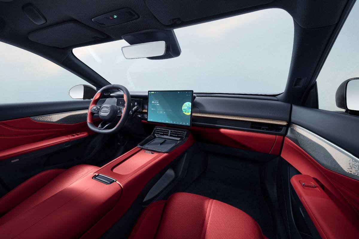 07、08“EM-P雙子星”上市 窺探領克未來的“變與不變”