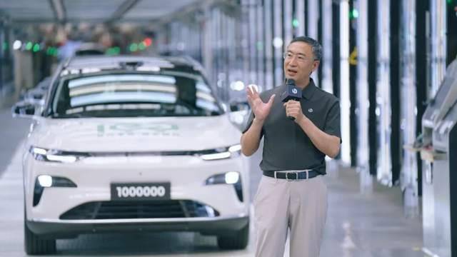 零跑:中產(chǎn)家庭的理性之選,百萬臺(tái)下的速度與溫情